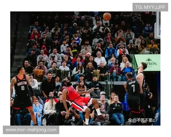 伦纳德关键封盖锁定胜局，快船险胜国王止连败